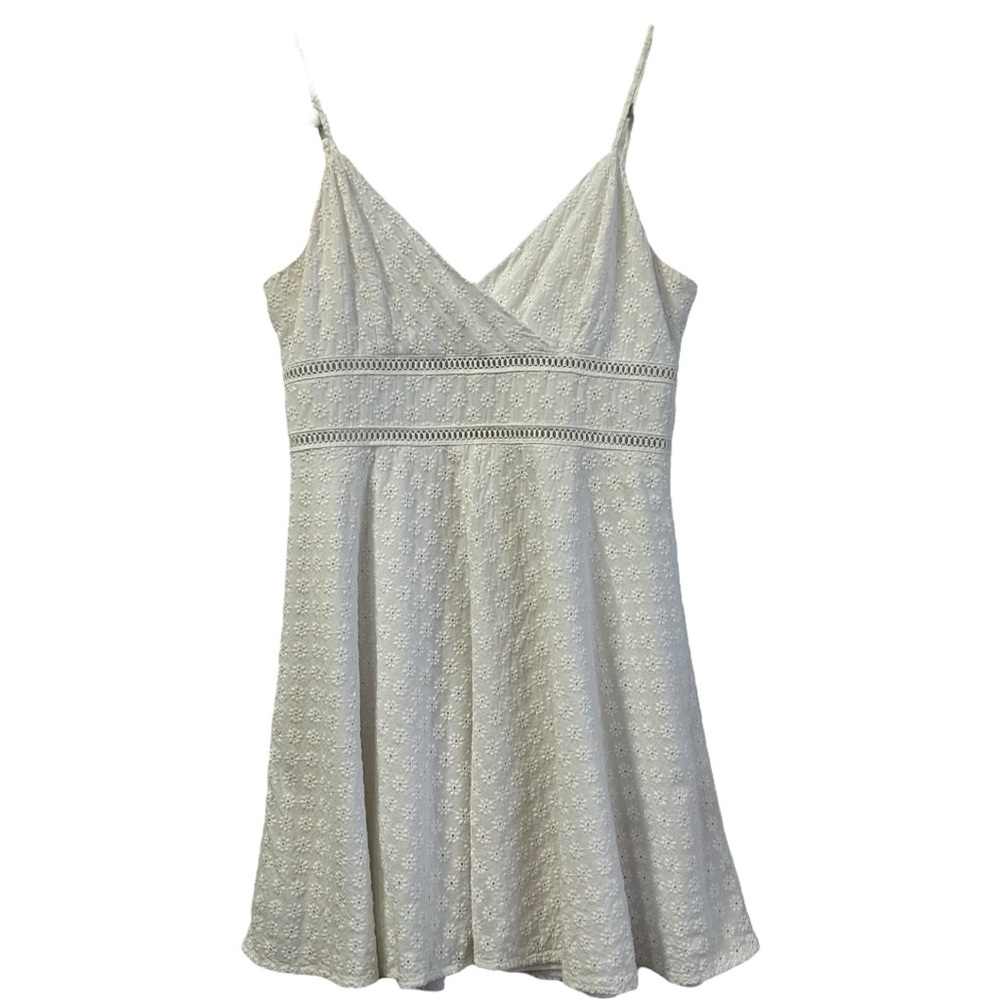 Jun & Ivy Women’s White Eyelet Sleeveless Mini Cottagecore Dress  Sz M‎